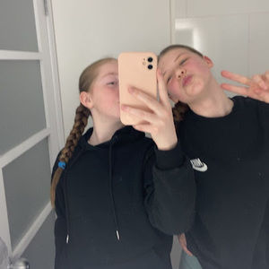 Meet your Posher, Kelly anne